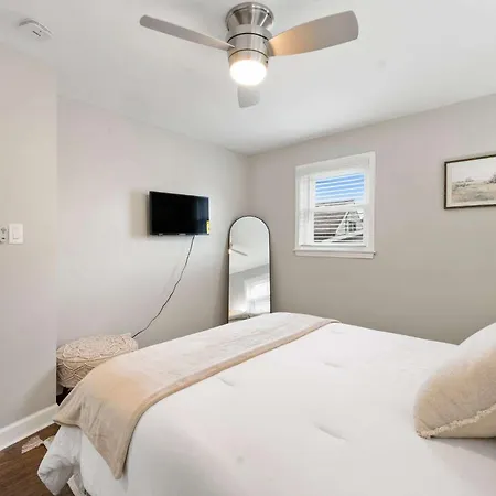 Apartment Spacious In *