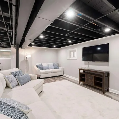 Apartment Spacious In