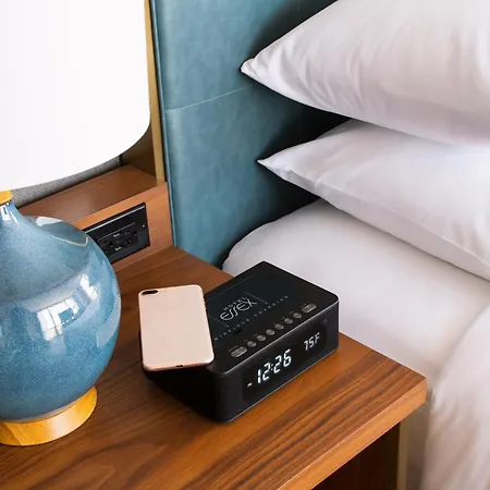 Le Meridien Essex 4* Chicago