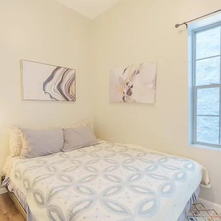 Apartment Bright & Modern 3br And 1ba In Logan Square Chicago