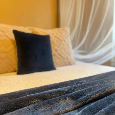 Luxurious Andersonville Oasis * Chicago