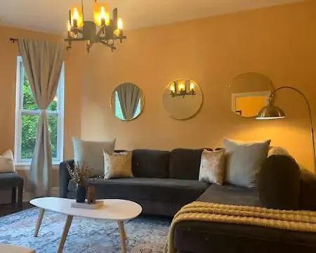 Luxurious Andersonville Oasis * Chicago