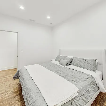 Luxurious Lincoln Park With Gourmet Kitchen Chicago