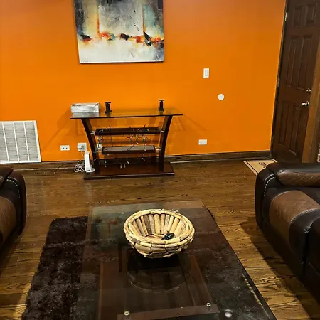 Wicker Park Loft Style *