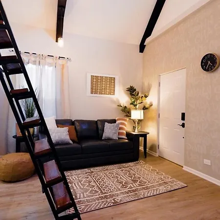 Private Loft - 15 Min From Downtown Apartment Chicago