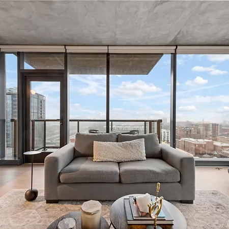 Sage Modern Near Union Park In West Loop Apartment
