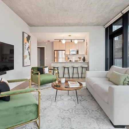 Sage Modern Near Union Park In West Loop * Chicago
