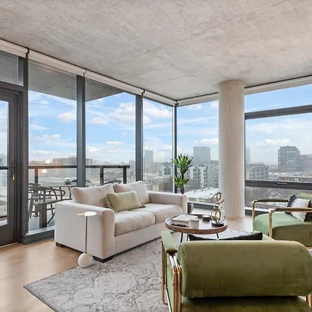 Sage Modern Near Union Park In West Loop * Chicago