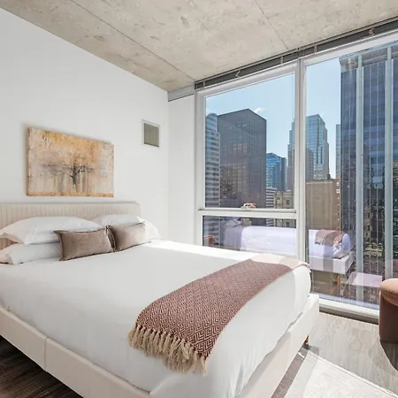 Linea Luxury Living With Indoor Pool And Rooftop Views In The Loop * Chicago