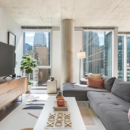 Linea Luxury Living With Indoor Pool And Rooftop Views In The Loop *