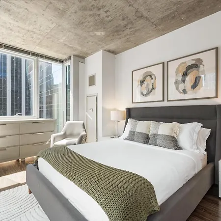 Linea Luxury Living With Indoor Pool And Rooftop Views In The Loop * Chicago