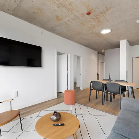Post Getaway Ideal 4br For Groups Apartment