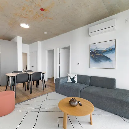 Post Getaway Ideal 4br For Groups Chicago