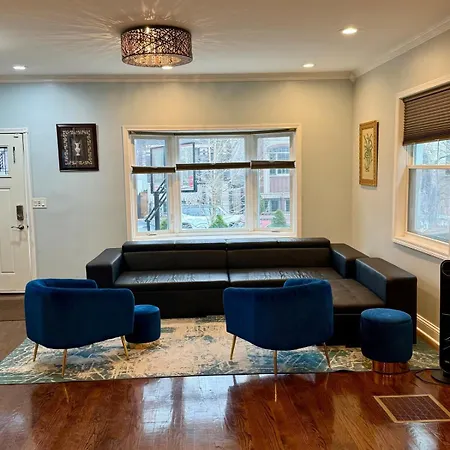Stunning In Prime With Private Pool Apartment *