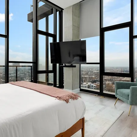 Avenir West Loop Penthouses With Iconic Views Apartment *
