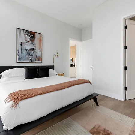 Avenir West Loop Penthouses With Iconic Views