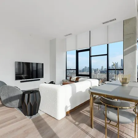 Avenir West Loop Penthouses With Iconic Views Apartment *
