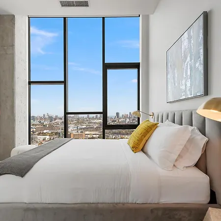 Avenir West Loop Penthouses With Iconic Views Apartment *