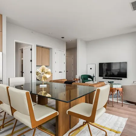 Avenir West Loop Penthouses With Iconic Views Apartment *