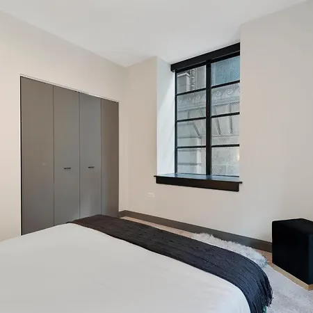Experience Downtown At Millennium - Luxury In The Loop *