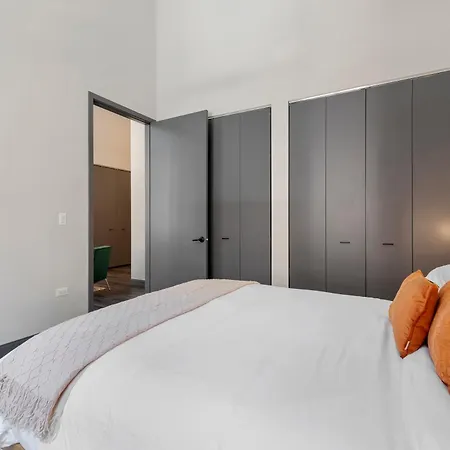 Experience Downtown At Millennium - Luxury In The Loop *