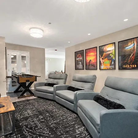 The Bernardin Gold Coast Luxury Near Magnificent Mile Apartment *