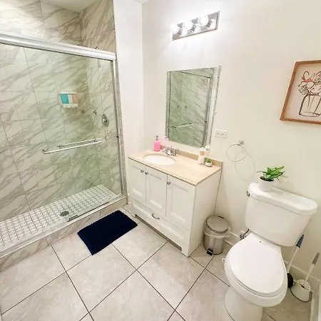 Spacious 3br In South Loop 420 Friendly Near Mccormick Place, Soldier Field And Front *