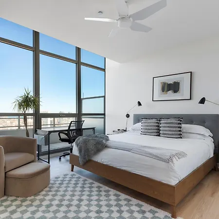 K2 Sky High With Stunning Views In West Loop