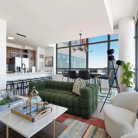 Apartment K2 Sky High With Stunning Views In West Loop Chicago