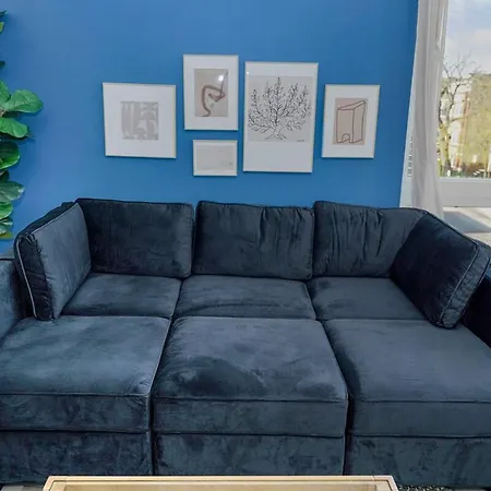 Stylish Cozy 3br Retreat With Free Parking Near Pilsen Art Center, Douglas Park And Of Illinois Apartment Chicago