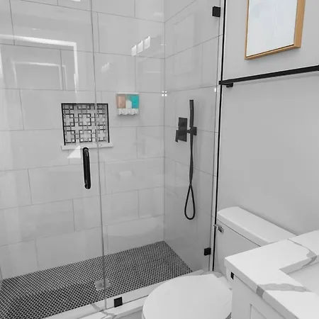 Stylish Cozy 3br Retreat With Free Parking Near Pilsen Art Center, Douglas Park And Of Illinois *