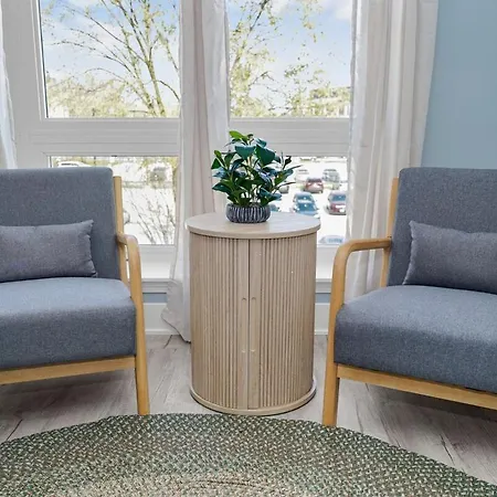 Apartment Stylish Cozy 3br Retreat With Free Parking Near Pilsen Art Center, Douglas Park And Of Illinois *