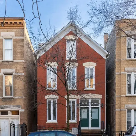 Wicker Park 2br Near Milwaukee Ave *