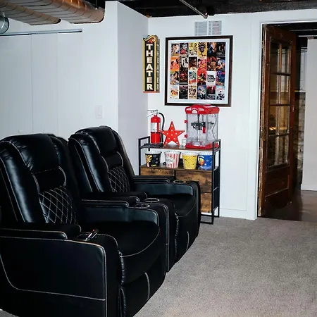 1 Rated 4br Lincoln Park House - King Bed * Chicago