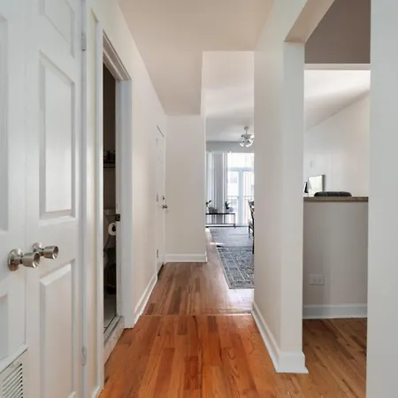 Charming Renovated In Ukrainian Village