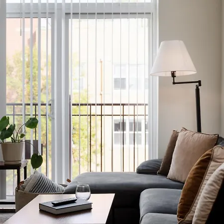 Apartment Charming Renovated In Ukrainian Village *
