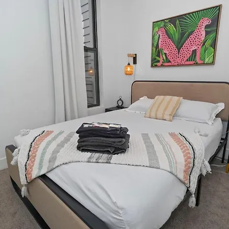 Apartment Modern 420- Friendly 3br Unit Near Mccormick Place, Of Illinois And Soldier Field Chicago