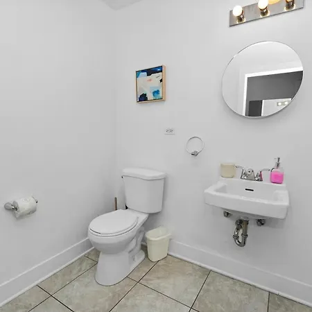 Modern 420- Friendly 3br Unit Near Mccormick Place, Of Illinois And Soldier Field *