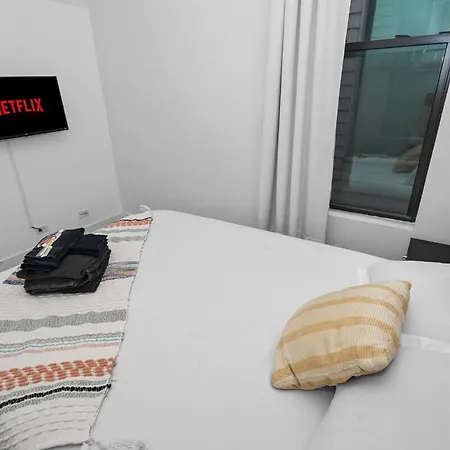 Apartment Modern 420- Friendly 3br Unit Near Mccormick Place, Of Illinois And Soldier Field *
