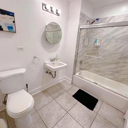 Modern 420- Friendly 3br Unit Near Mccormick Place, Of Illinois And Soldier Field