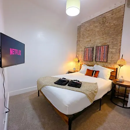 Modern 420- Friendly 3br Unit Near Mccormick Place, Of Illinois And Soldier Field Apartment