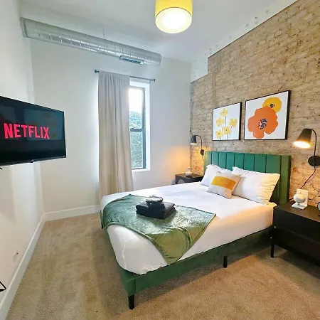 Modern 420- Friendly 3br Unit Near Mccormick Place, Of Illinois And Soldier Field *