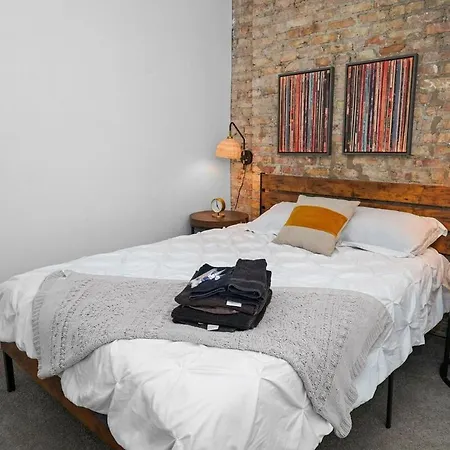 Modern 420- Friendly 3br Unit Near Mccormick Place, Of Illinois And Soldier Field * Chicago