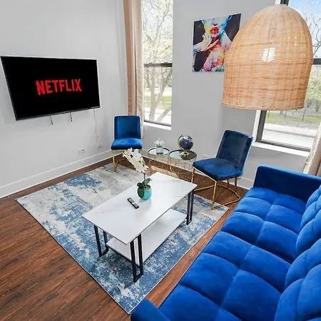 Apartment South Loop 420-friendly 3br With Optional Parking Near Mccormick Place *