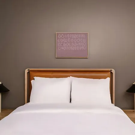 Kasa Shore 4* Chicago