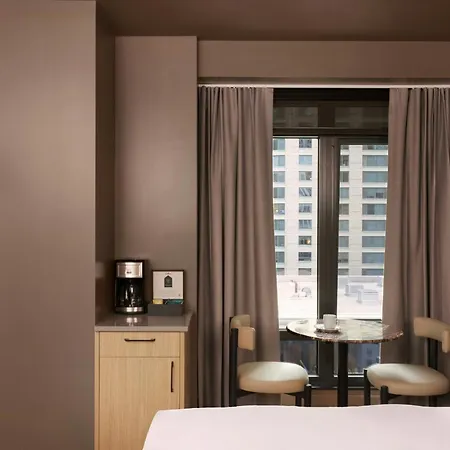 Kasa Shore Chicago