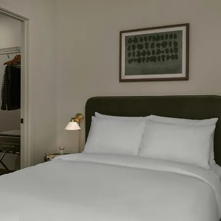 Kasa Shore 4* Chicago