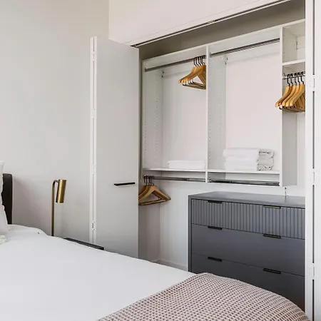 Apartment Blueground West Loop Rooftop Pool Gym Chi-1096 *