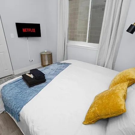 Apartment Spacious 3br Family Oasis Sleeps 8 With Free Parking Near Medical District, Douglas Park And Of Illinois *
