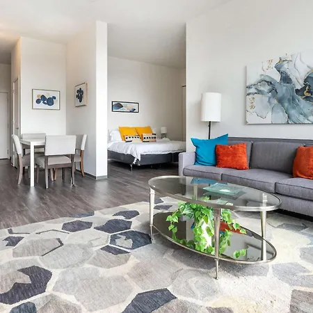 1br Loft With Modern Glass Views Apartment *